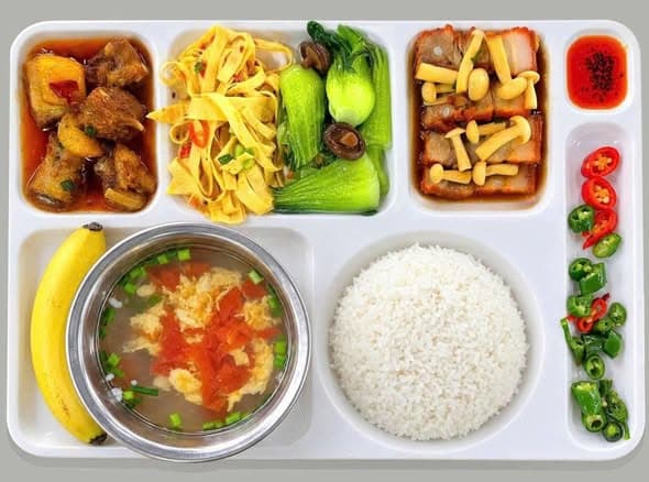 Thiết kế khay ăn cân đối dinh dưỡng và định lượng khẩu phần